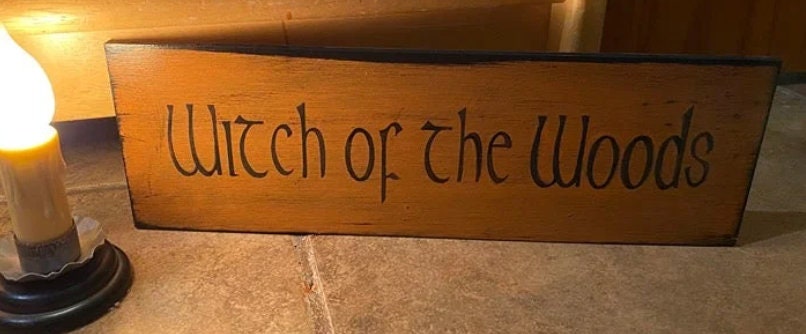 Primitive Witch of the Woods Witches front door